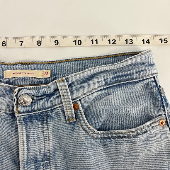 Levi's | Wedgie Straight High Waist Jeans - Picture 14 of 16